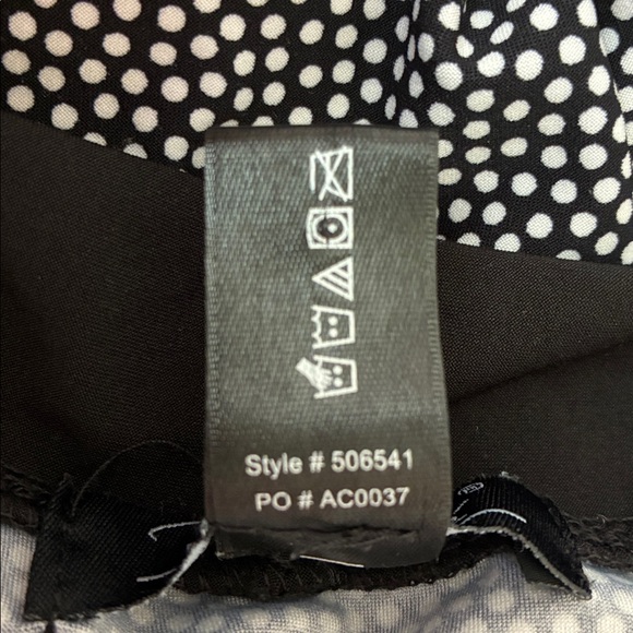 RENE ROFE Sleepwear Medium Black White Geometric Print Lightweight Robe‎ Knee - Picture 9 of 9